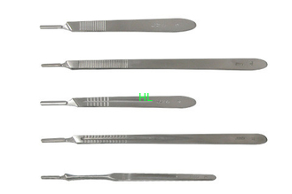 China Escalpelo quirúrgico médico disponible de la cirugía del equipo con la manija del plástico/del acero inoxidable proveedor